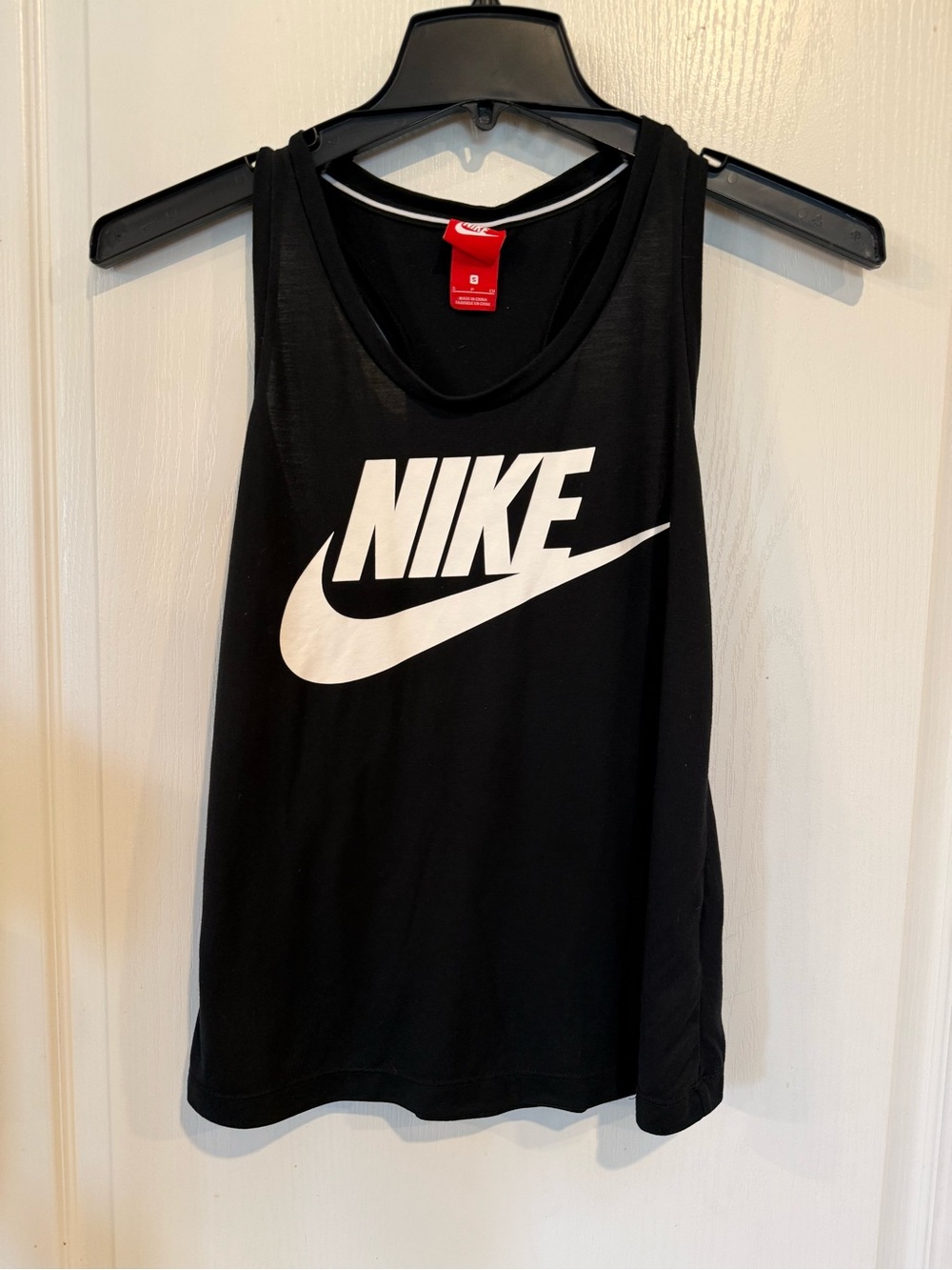 Nike Essential Women's black w white Logo activewear gym workout Tank Top small
